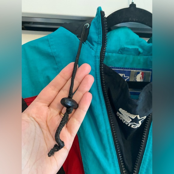 Vintage Vancouver Grizzlies Pullover Jacket - Picture 4 of 16